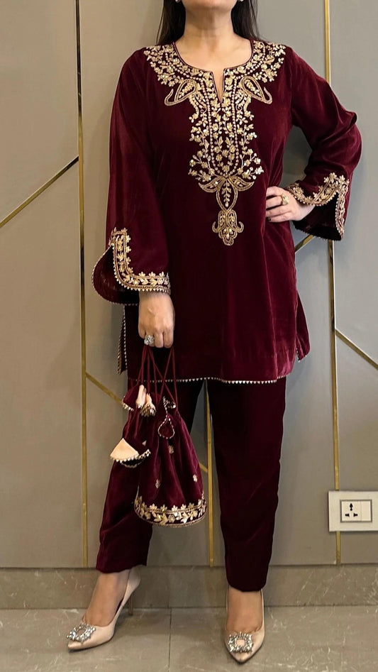 VELVET KURTI-PANT SET