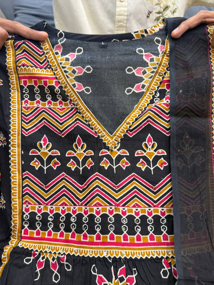 Premium Black Pure Cotton 60×60 Anarkali Gown Pant with Dupatta