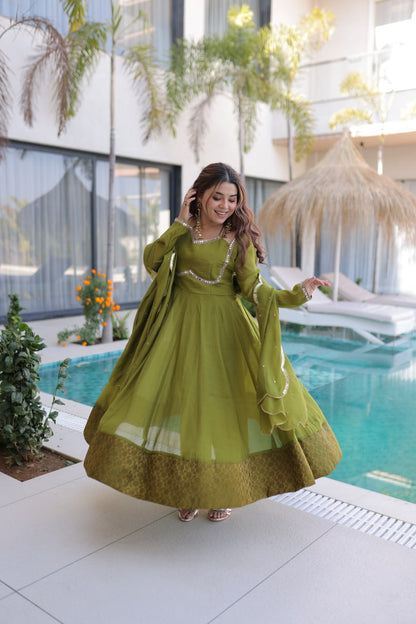 Mehndi Green Designer Anarkali Kurti Pant With Dupatta