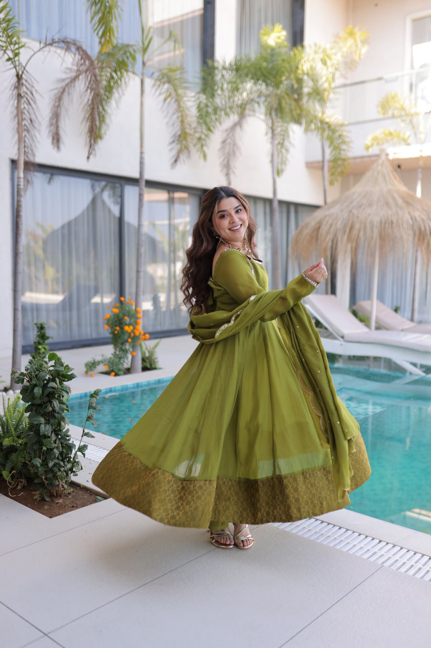 Mehndi Green Designer Anarkali Kurti Pant With Dupatta