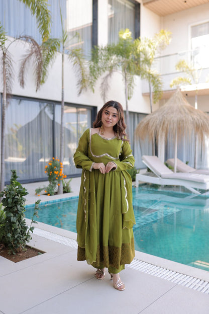 Mehndi Green Designer Anarkali Kurti Pant With Dupatta